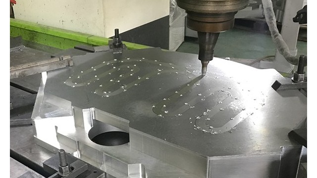 攪拌摩擦焊設備焊水冷板還是真空釬焊嗎？-科鼎數(shù)控設備