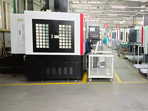 立式加工中心能加工什么物件？立式加工中心由什么合成的？