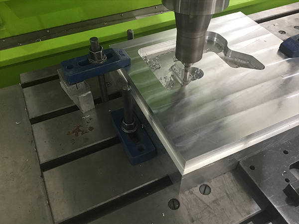 攪拌摩擦焊散熱器在水冷板上怎么應(yīng)用？-科鼎數(shù)控