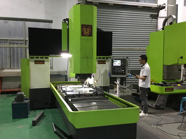 攪拌摩擦焊機(jī)多少錢一臺？