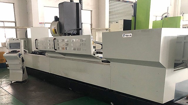 科鼎鑫數(shù)控—鋁型材加工中心生產(chǎn)廠家！