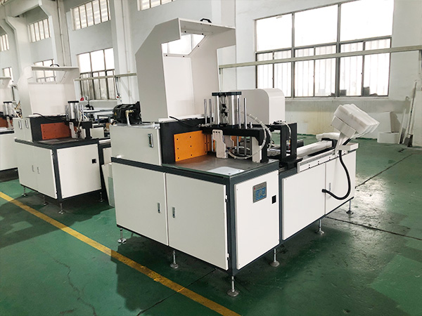 一臺專業(yè)的鋁型材自動鋸床—你值得擁有！